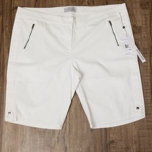 Modamix White Zip Pocket Bermuda Shorts Plus Size